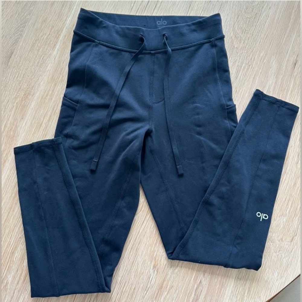 ALO Yoga Black Leggings Checkpoint Leggings Activewear Lounge